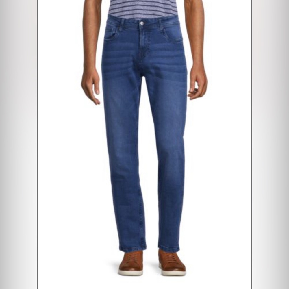 NWT CAVALLI CLASS BY ROBERTO CAVALLI
Medium Wash Straight Leg Men’s Jean…